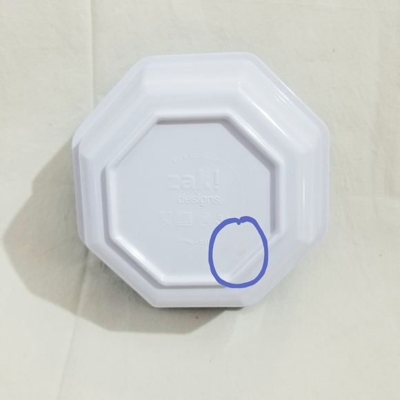 Pirates of the Caribbean Captain Jack Sparrow Octagonal Plastic Kid's Bowl, 4 pc - Picture 6 of 6